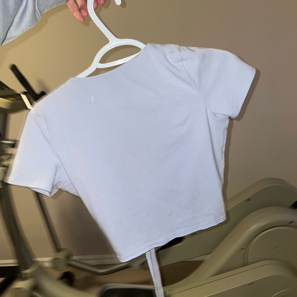 Cross body light blue tee - Picture 2 of 2